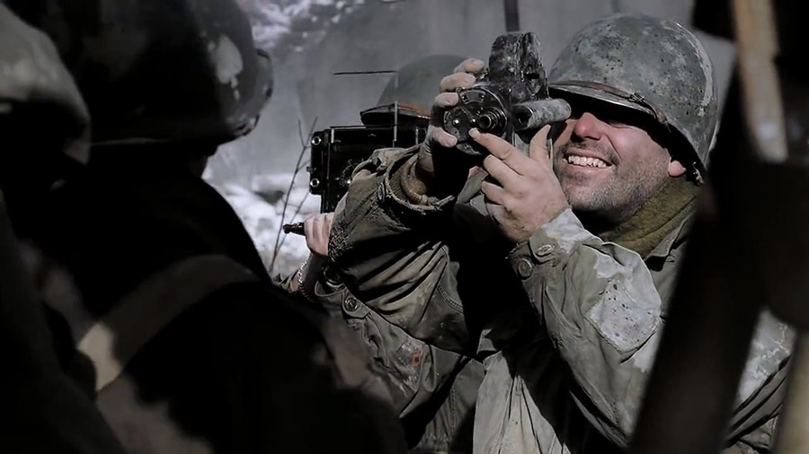 Press Cameras in Movies - Band of Brothers (2)