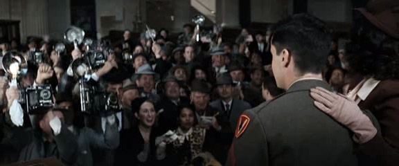 Press Cameras In Movies - Flags of our Fathers (1)