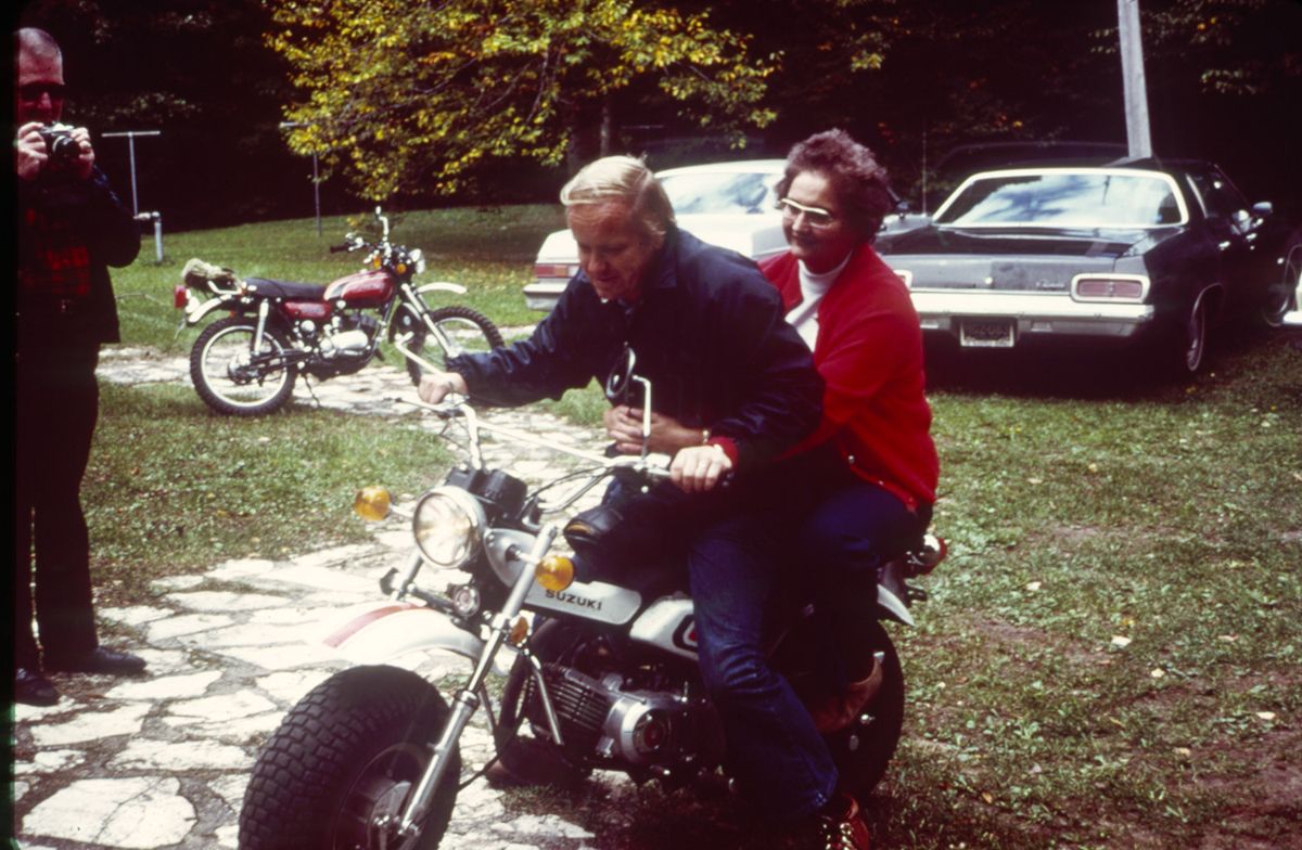 Suzuki - October 1975