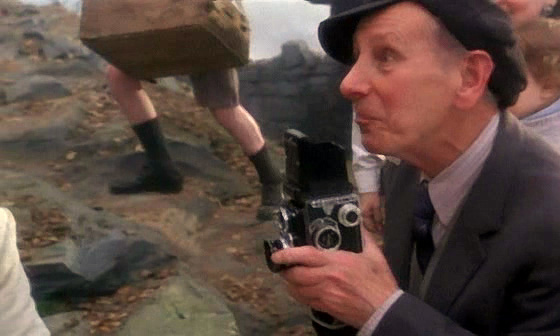 Camera in James And The Giant Peach - 1