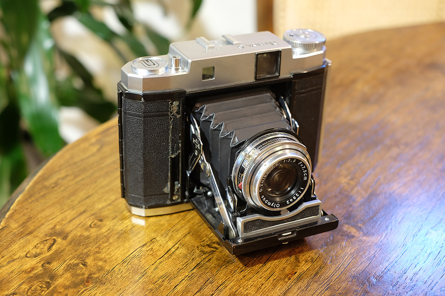 Mamiya 6 Automat with Olympus D.Zuiko Lens