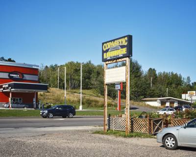 Copasetic Lounge, Duluth, Minnesota, September 2022